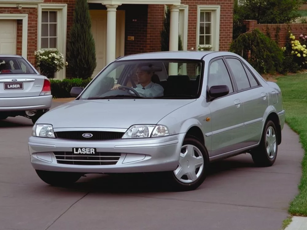 Автомобиль Ford Laser IV Седан