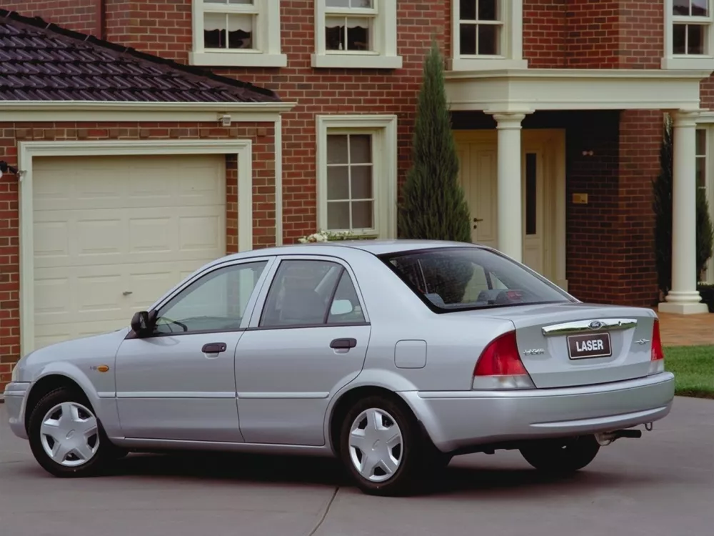 Автомобиль Ford Laser IV Седан