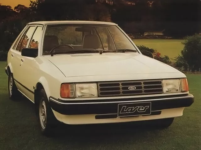 Автомобиль Ford Laser I Хэтчбек (5 дверей)