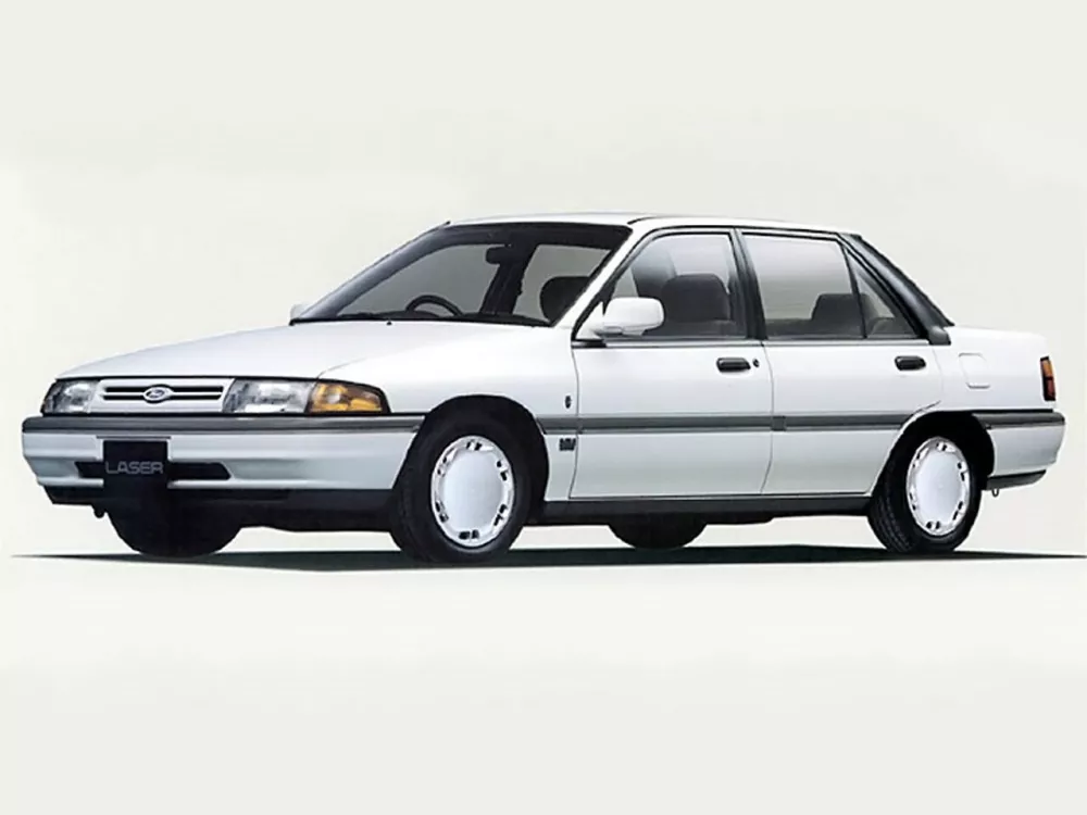 Автомобиль Ford Laser II Седан