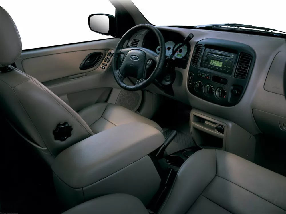 Автомобиль Ford Maverick III Внедорожник (5 дверей)
