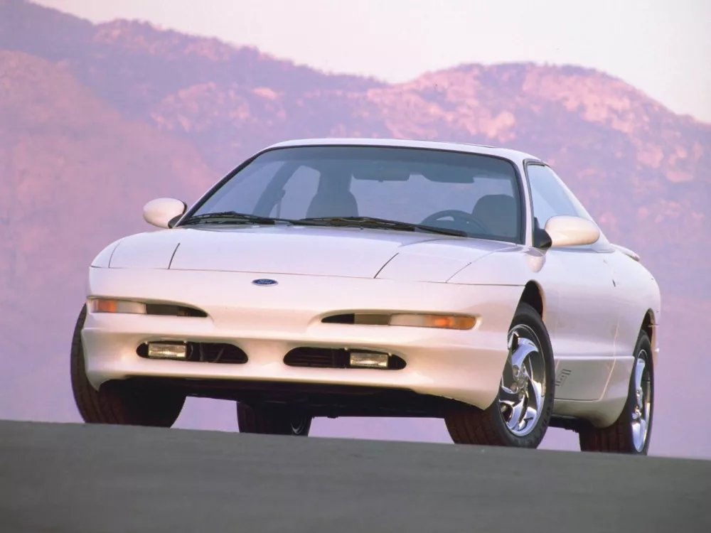 Автомобиль Ford Probe II Купе