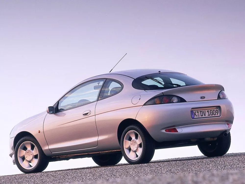 Автомобиль Ford Puma I Хэтчбек (3 двери)