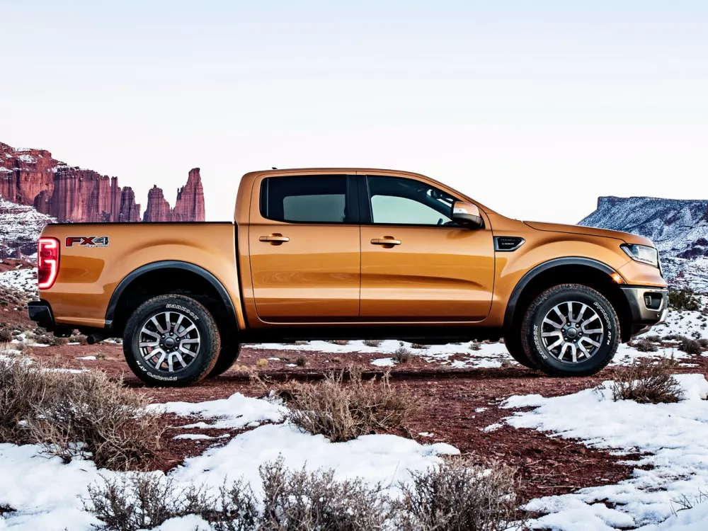 Автомобиль Ford Ranger T6 Рестайлинг 2 Пикап Двойная кабина