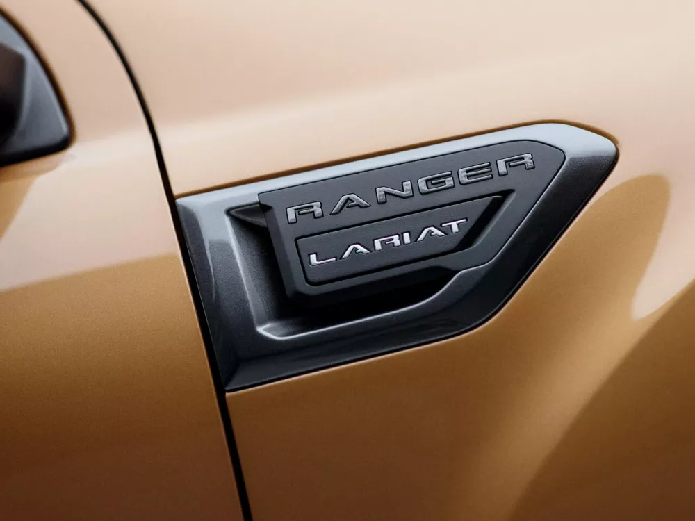 Автомобиль Ford Ranger T6 Рестайлинг 2 Пикап Двойная кабина