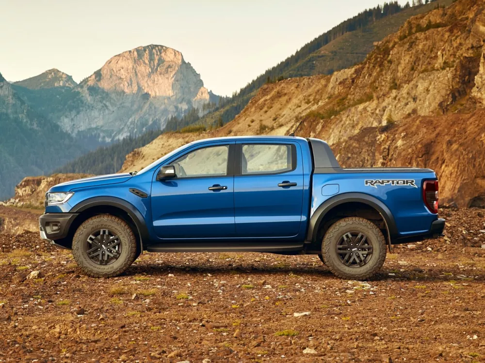Автомобиль Ford Ranger T6 Рестайлинг 2 Пикап Двойная кабина Raptor