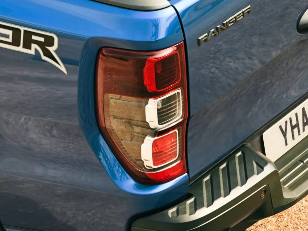 Автомобиль Ford Ranger T6 Рестайлинг 2 Пикап Двойная кабина Raptor