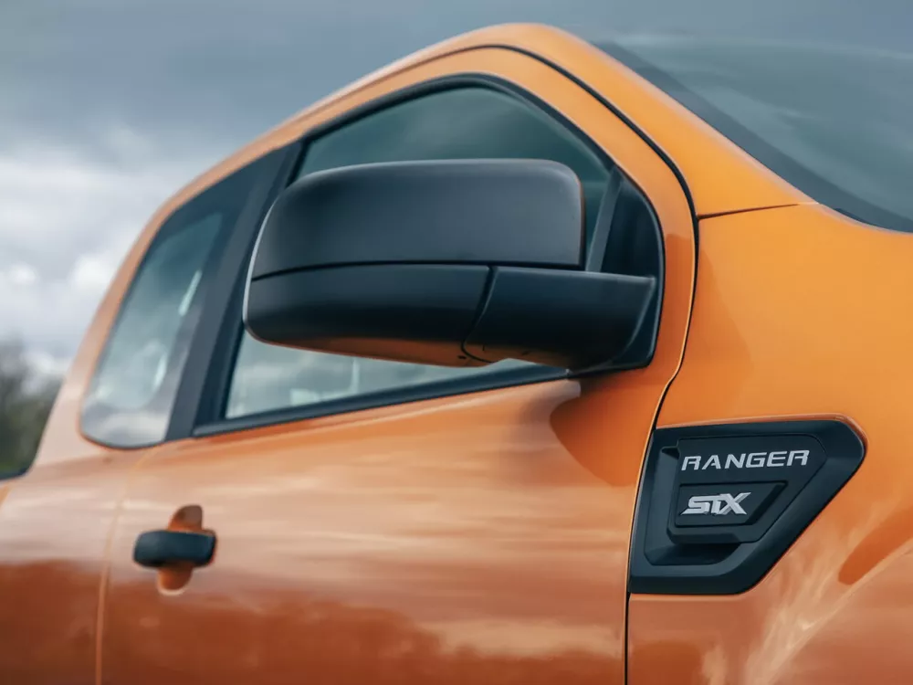 Автомобиль Ford Ranger T6 Рестайлинг 2 Пикап Полуторная кабина