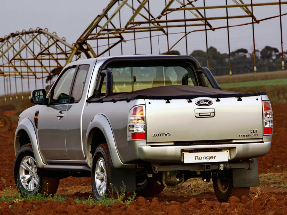 Автомобиль Ford Ranger T6 Пикап Полуторная кабина