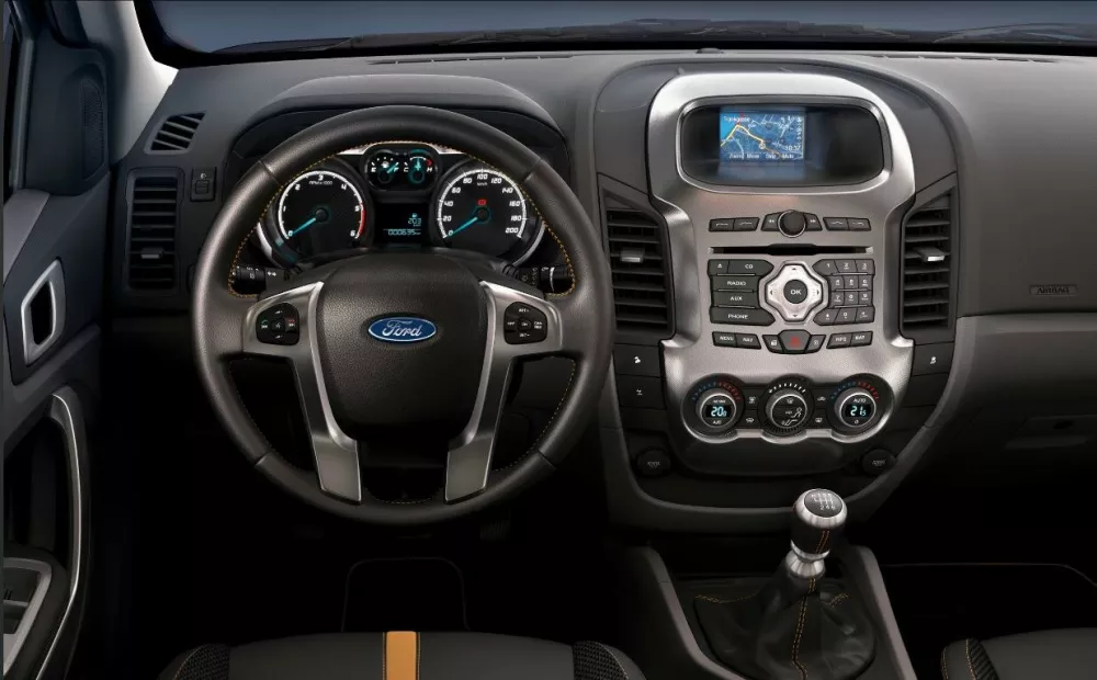Автомобиль Ford Ranger T6 Пикап Полуторная кабина