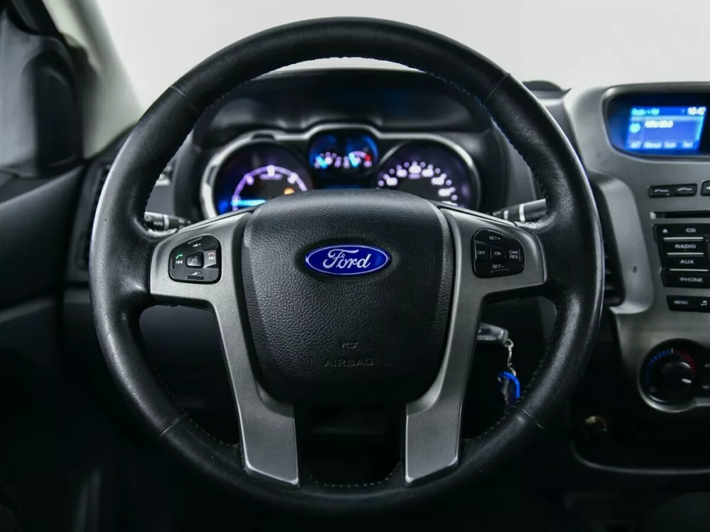 Автомобиль Ford Ranger T6 Пикап Полуторная кабина