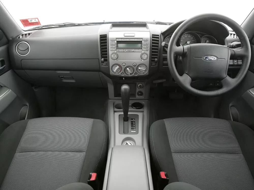 Автомобиль Ford Ranger II Пикап Двойная кабина