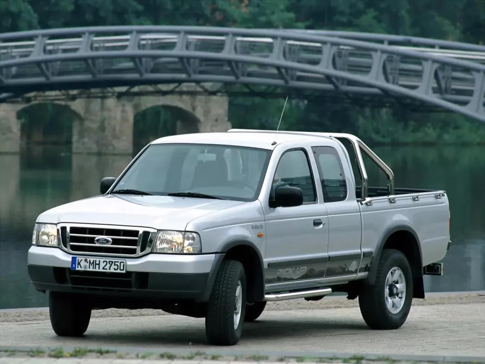 Автомобиль Ford Ranger I Пикап Полуторная кабина Regular Cab