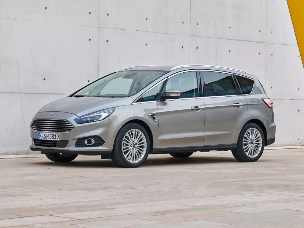 Автомобиль Ford S-MAX II Минивэн