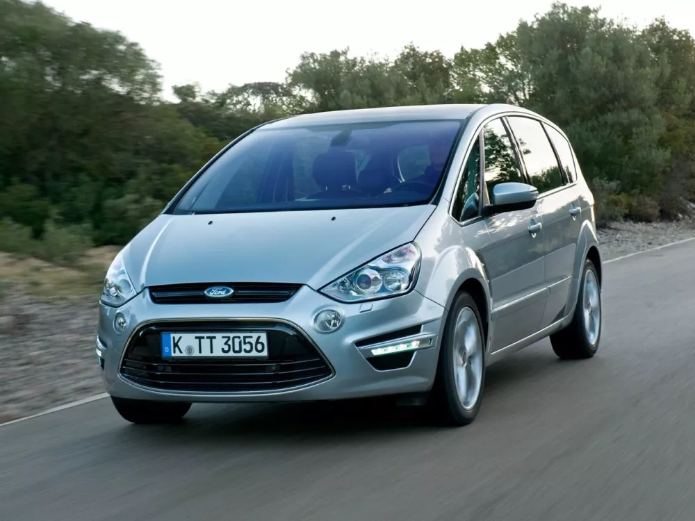 Автомобиль Ford S-MAX I Рестайлинг Минивэн