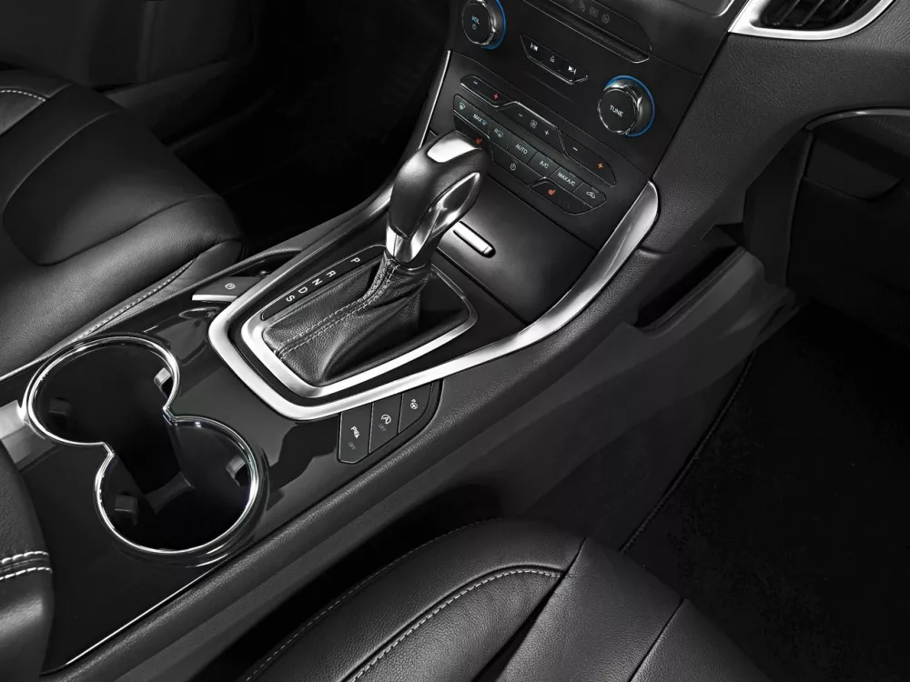 Автомобиль Ford S-MAX II Минивэн