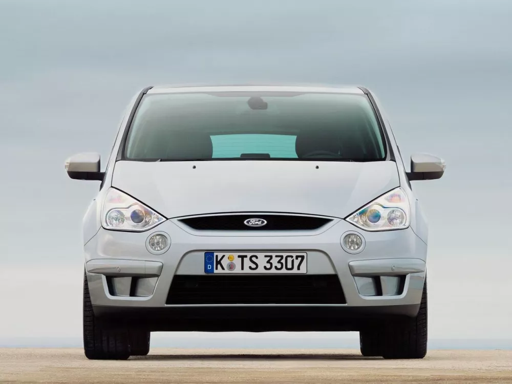 Автомобиль Ford S-MAX I Минивэн