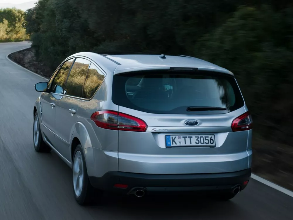 Автомобиль Ford S-MAX I Рестайлинг Минивэн