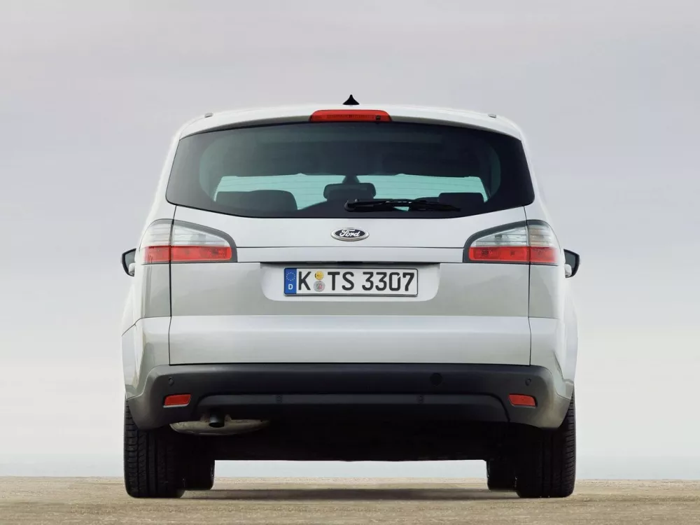 Автомобиль Ford S-MAX I Минивэн