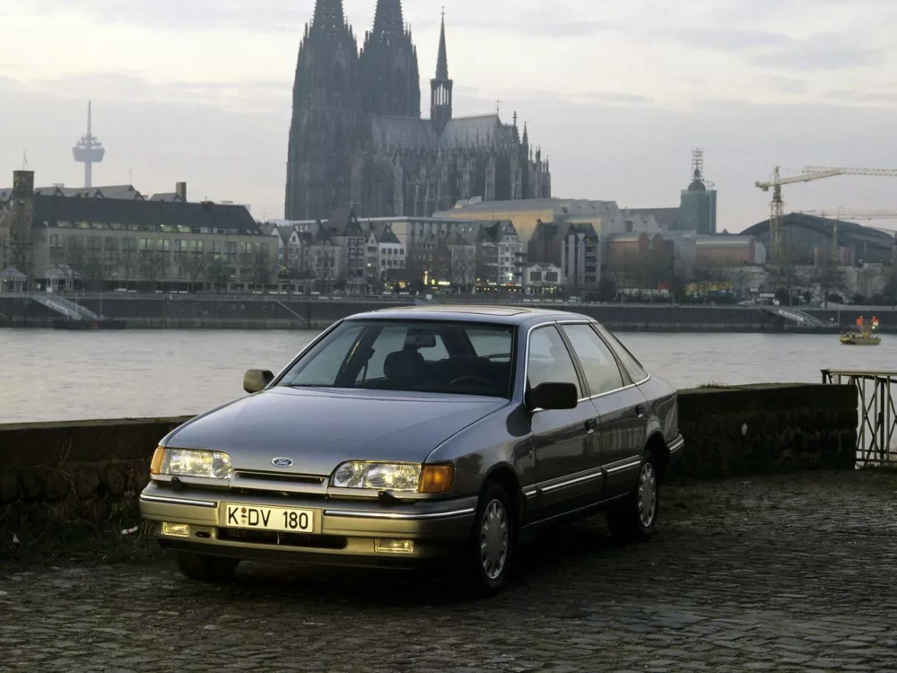 Автомобиль Ford Scorpio I Хэтчбек (5 дверей)
