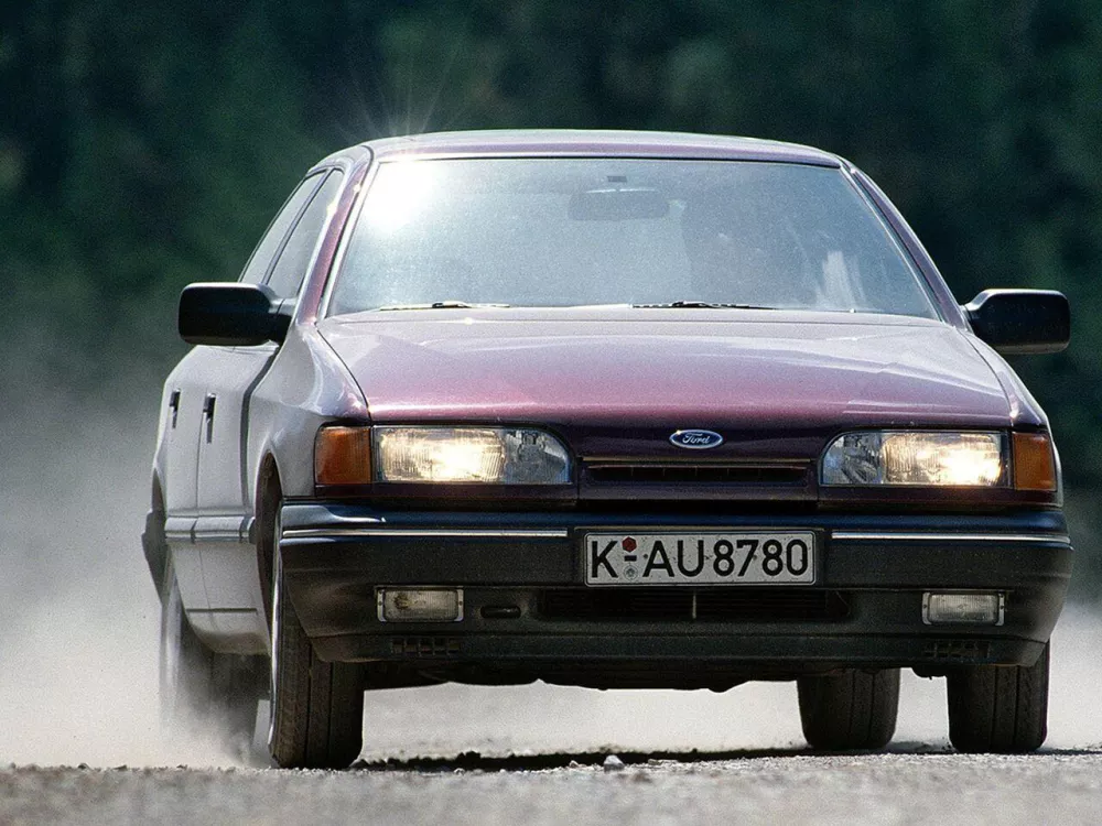 Автомобиль Ford Scorpio I Хэтчбек (5 дверей)