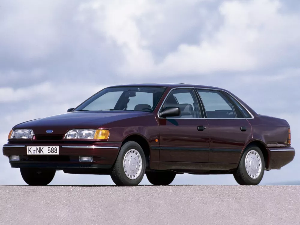 Автомобиль Ford Scorpio I Седан