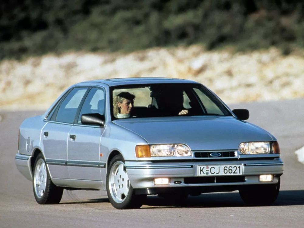 Автомобиль Ford Scorpio I Седан