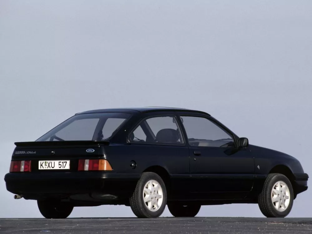 Автомобиль Ford Sierra I Рестайлинг Хэтчбек (3 двери)