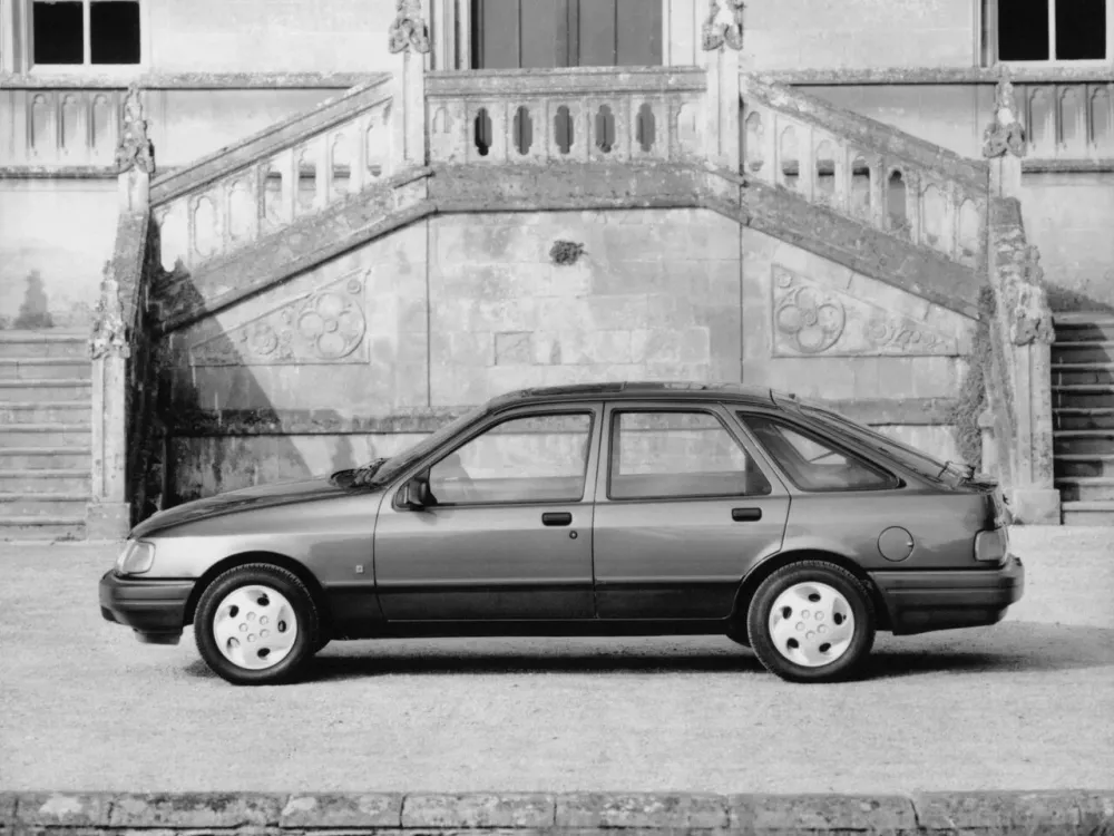 Автомобиль Ford Sierra I Рестайлинг Хэтчбек (5 дверей)