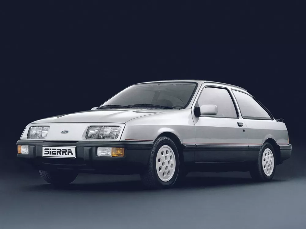 Автомобиль Ford Sierra I Хэтчбек (3 двери)