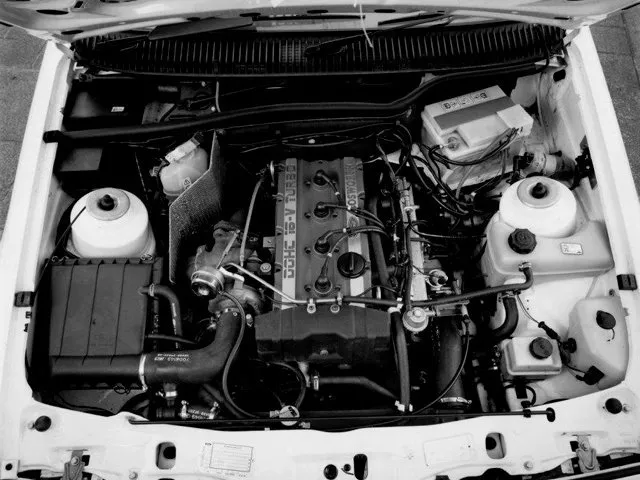 Автомобиль Ford Sierra I Хэтчбек (3 двери)