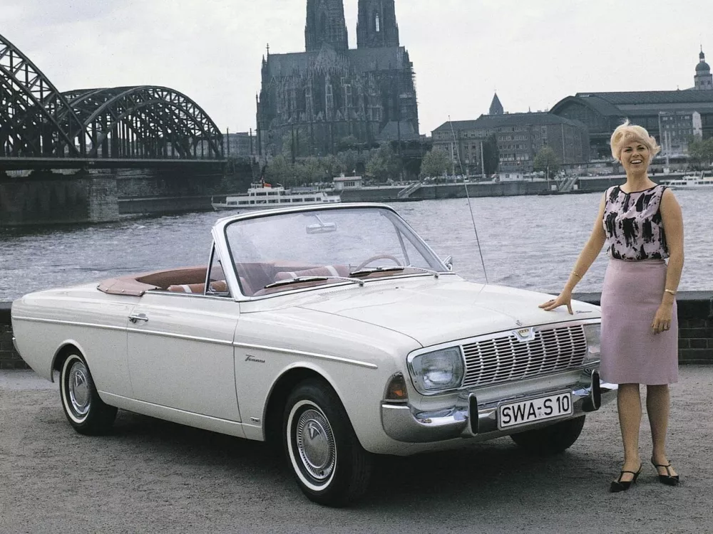 Автомобиль Ford Taunus P5 Кабриолет