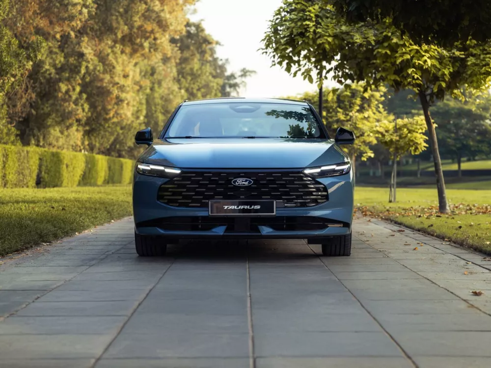 Автомобиль Ford Taurus VIII Рестайлинг Седан