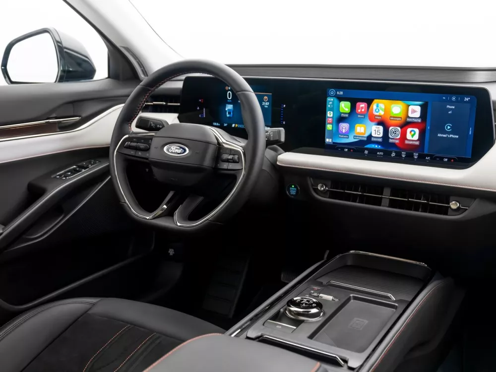 Автомобиль Ford Taurus VIII Седан