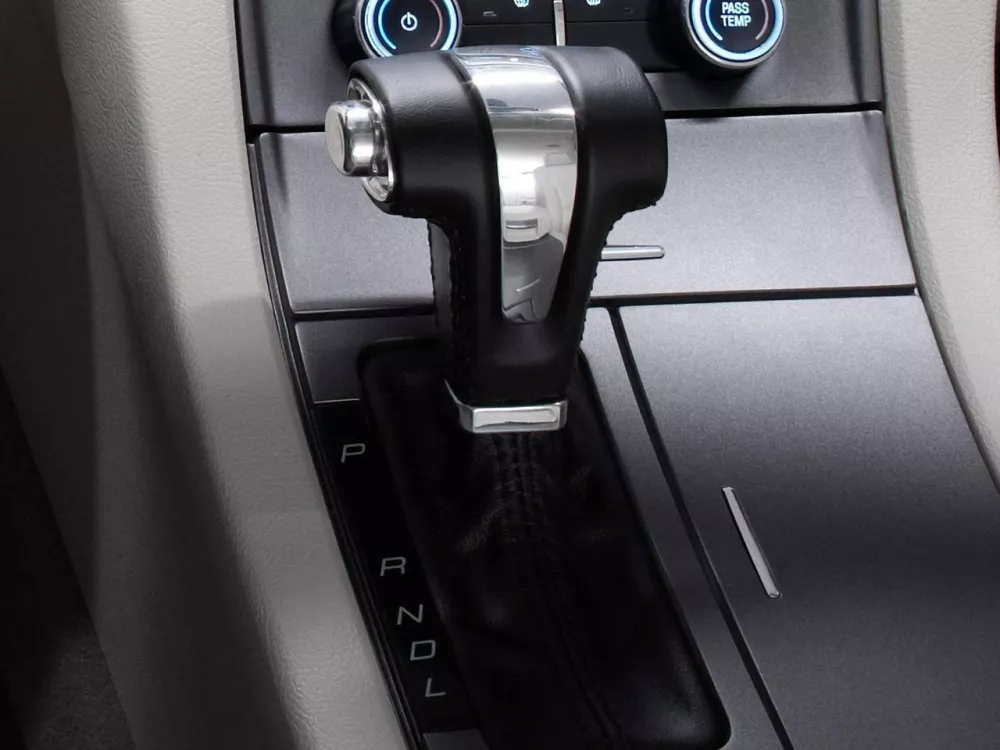 Автомобиль Ford Taurus VI Седан