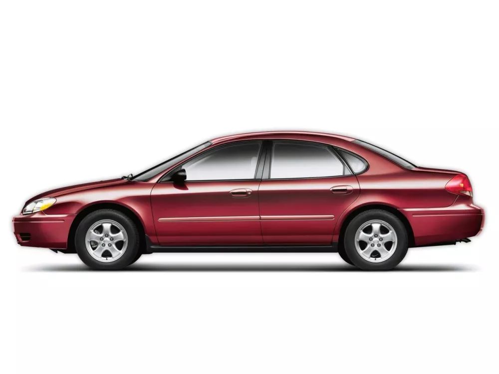 Автомобиль Ford Taurus IV Рестайлинг Седан