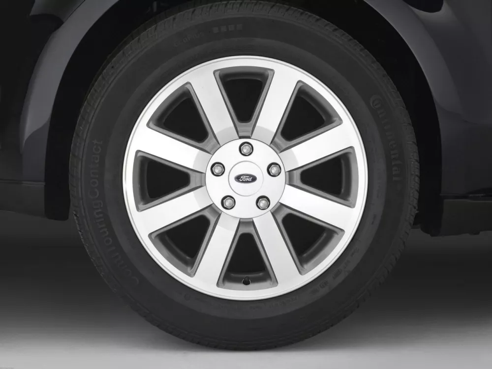Автомобиль Ford Taurus V Седан