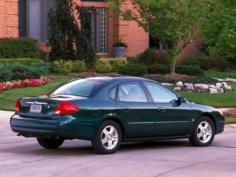 Автомобиль Ford Taurus IV Седан