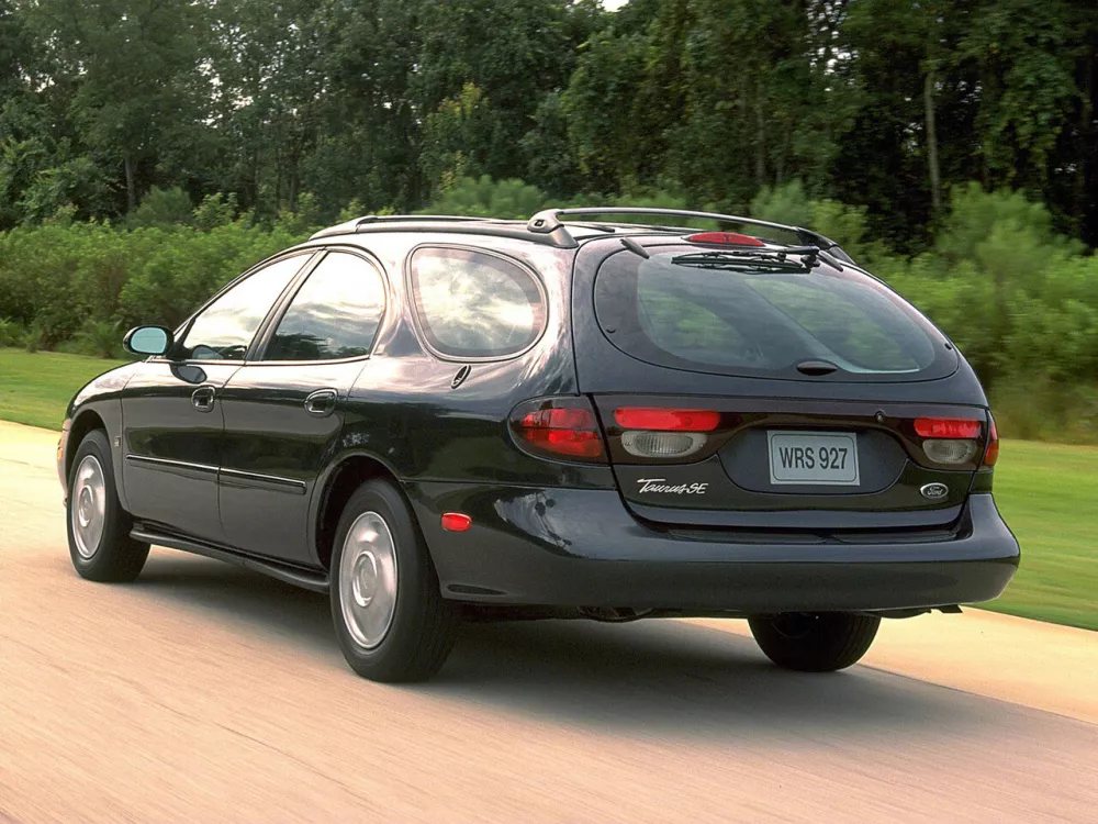 Автомобиль Ford Taurus III Универсал (5 дверей)