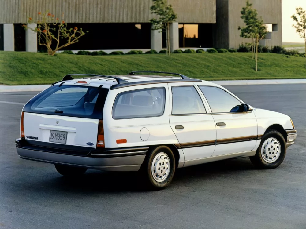 Автомобиль Ford Taurus I Универсал (5 дверей)