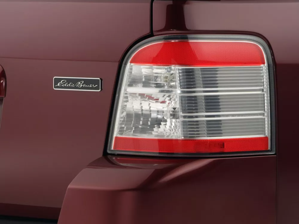 Автомобиль Ford Taurus X Внедорожник (5 дверей)