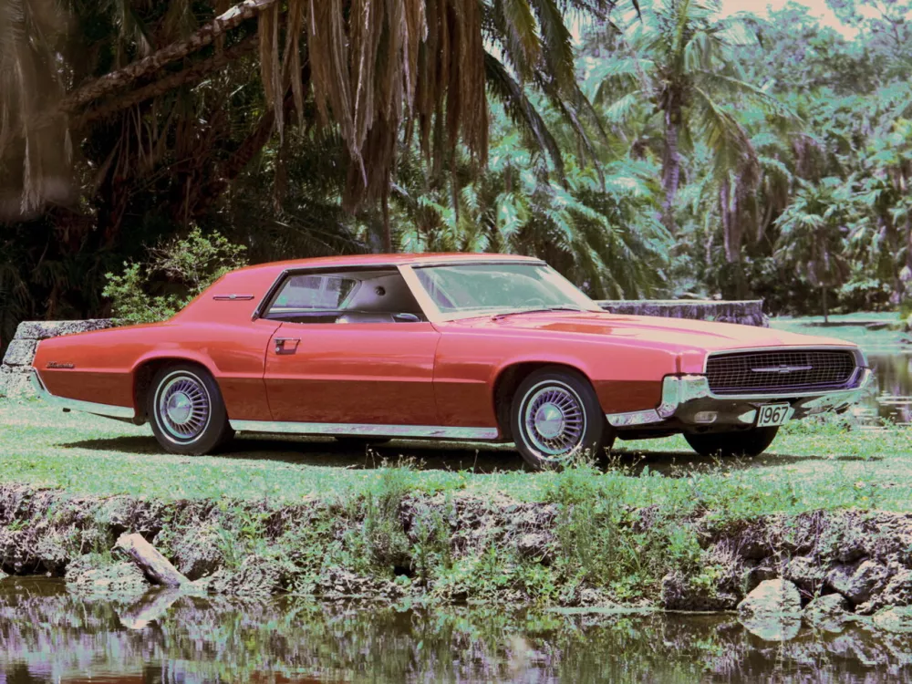Автомобиль Ford Thunderbird V Купе-хардтоп