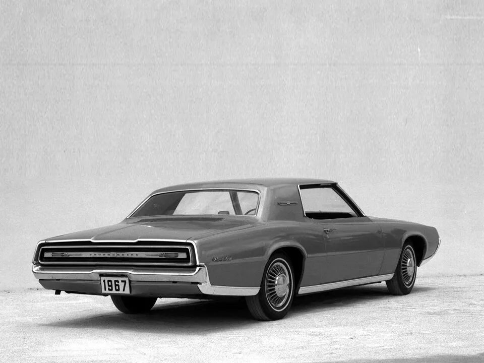 Автомобиль Ford Thunderbird V Купе-хардтоп