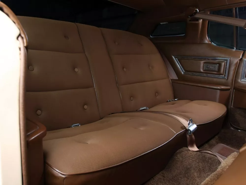 Автомобиль Ford Thunderbird VI Купе