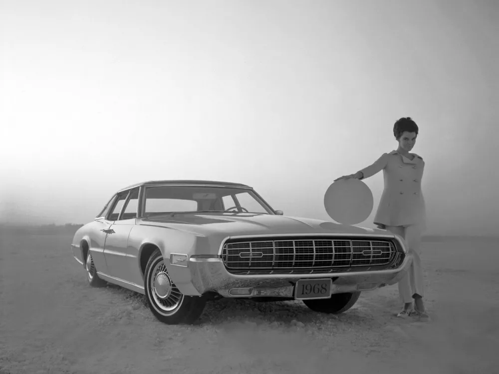 Автомобиль Ford Thunderbird V Седан-хардтоп