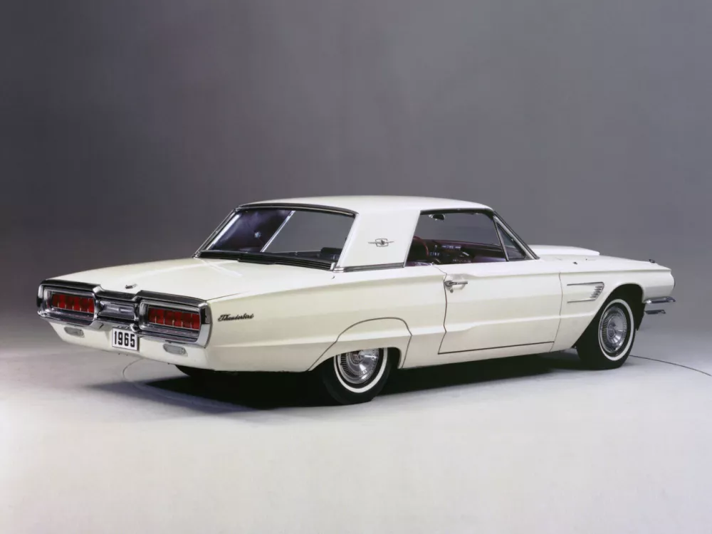 Автомобиль Ford Thunderbird IV Купе-хардтоп