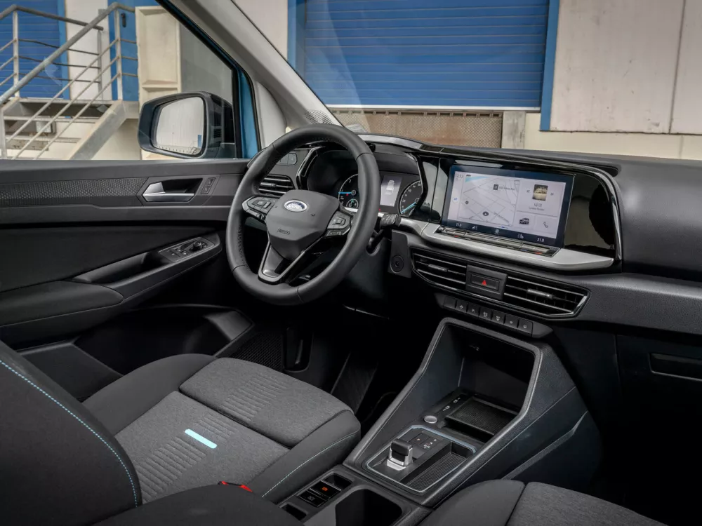 Автомобиль Ford Tourneo Connect III Компактвэн Grand