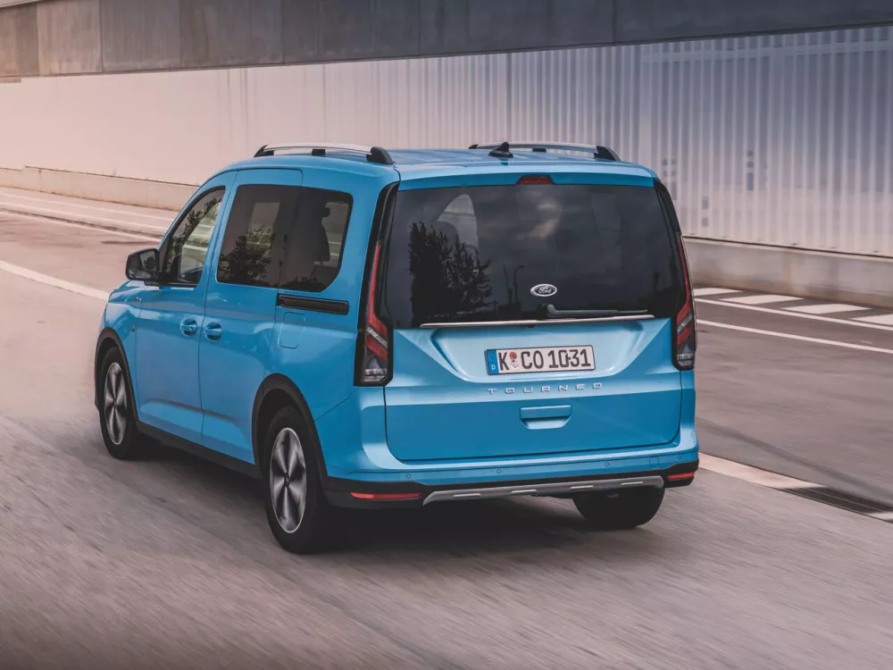 Автомобиль Ford Tourneo Connect III Компактвэн