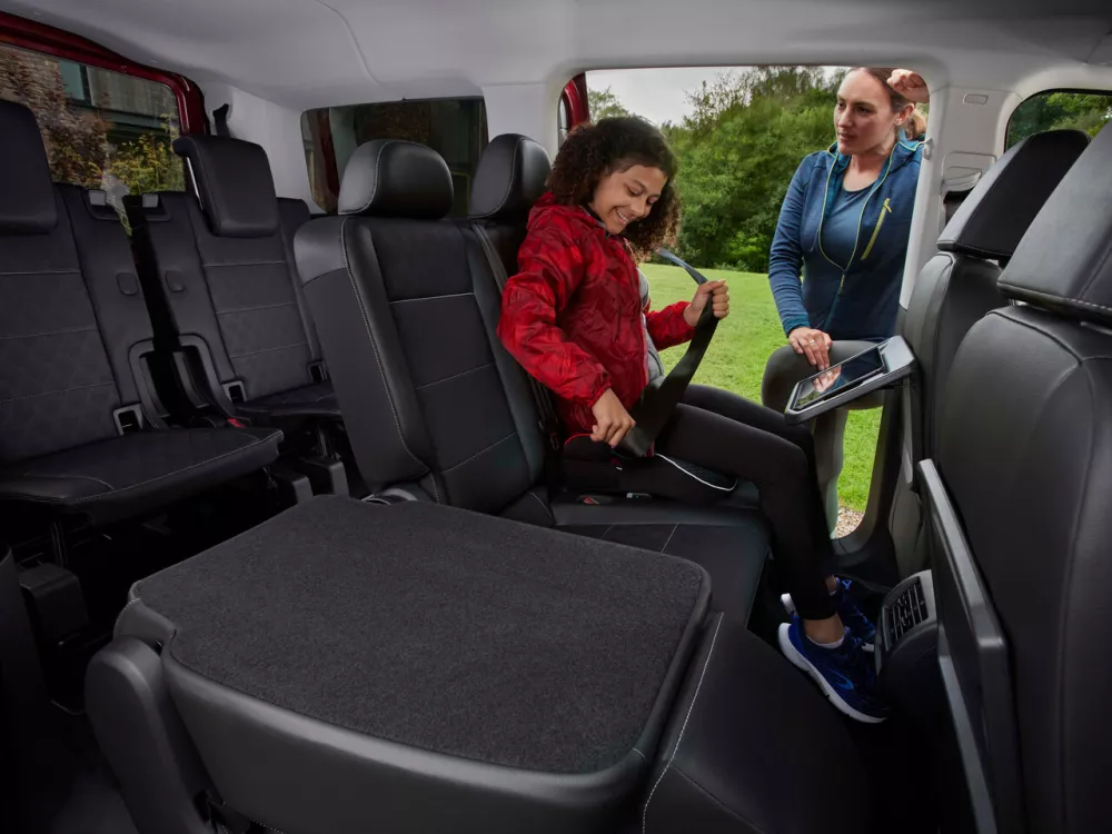 Автомобиль Ford Tourneo Connect III Компактвэн Grand