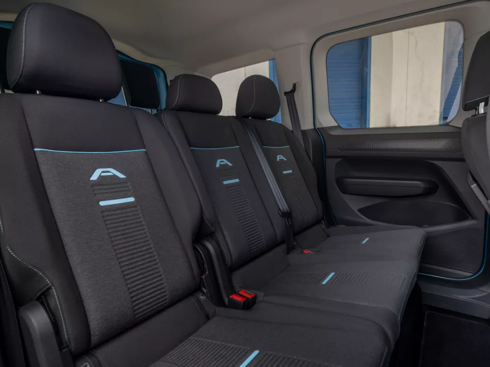 Автомобиль Ford Tourneo Connect III Компактвэн
